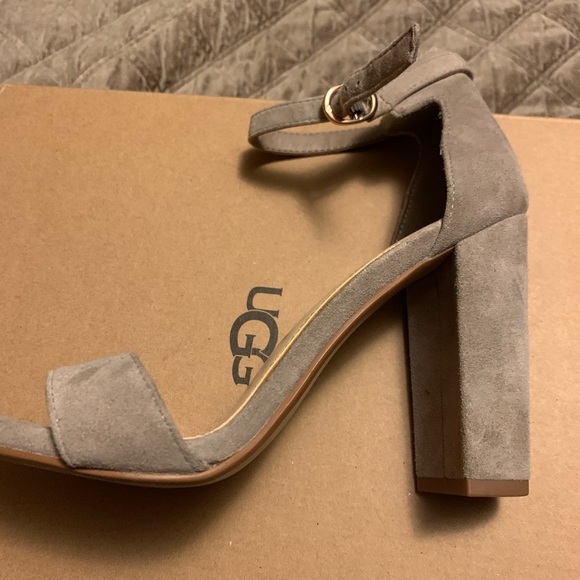 Michael Kors Shoes - Nude/Beige Heels